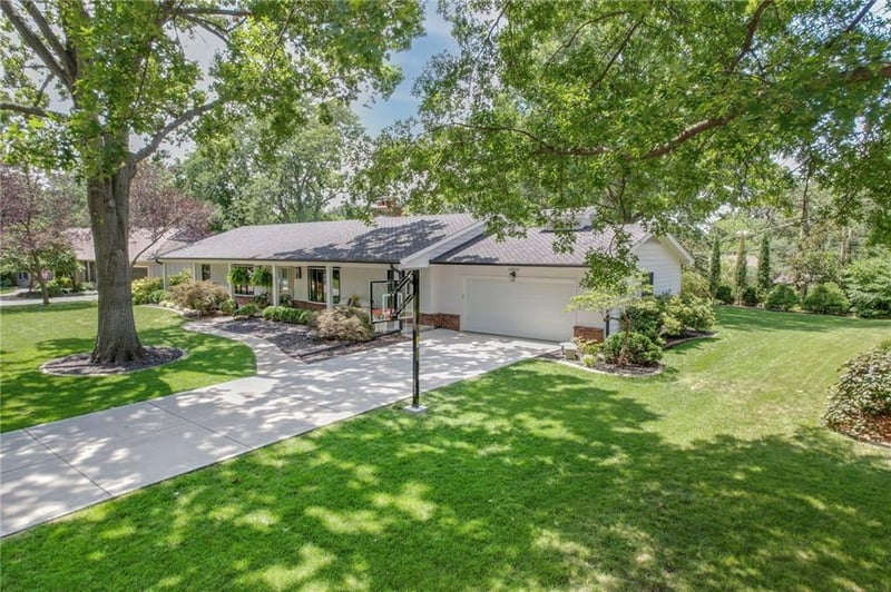 10010 El Monte St, Overland Park, KS 66207
