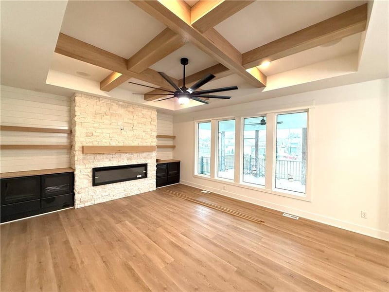 3215 Enoch St, Lee's Summit, MO 64082