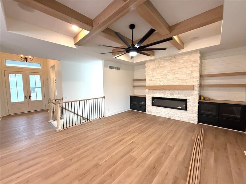 3215 Enoch St, Lee's Summit, MO 64082