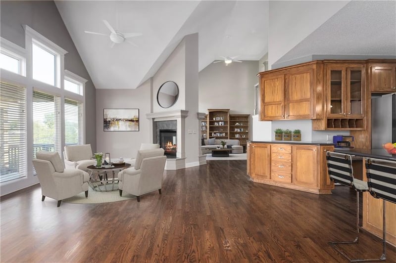 6316 N Kensington Ct, Kansas City, MO 64119