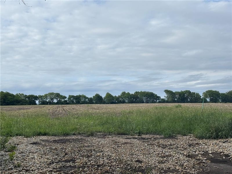 169 Hw, Spring Hill, KS 66083