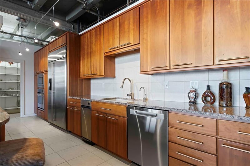1819 Baltimore #302 St, Kansas City, MO 64108
