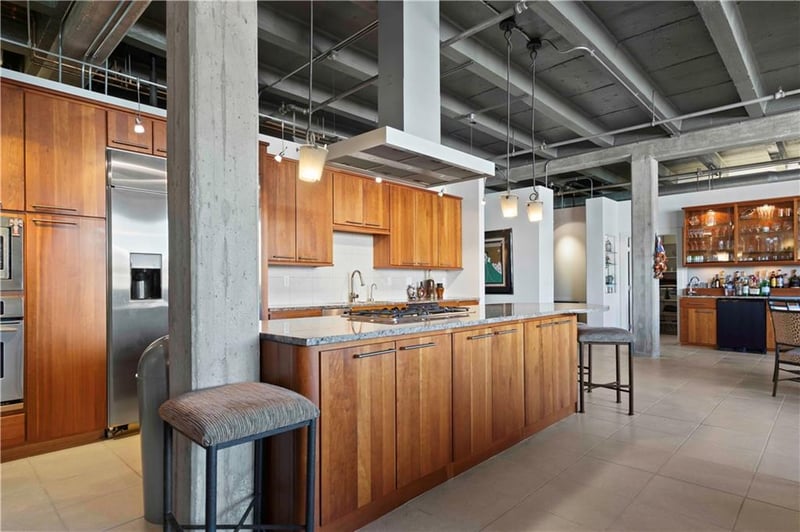 1819 Baltimore #302 St, Kansas City, MO 64108