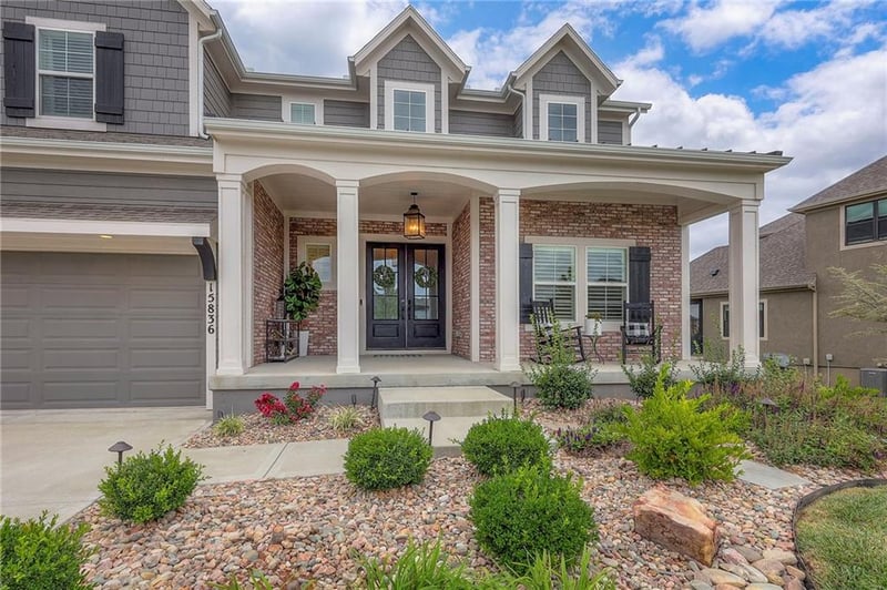 15836 Reinhardt St, Overland Park, KS 66224