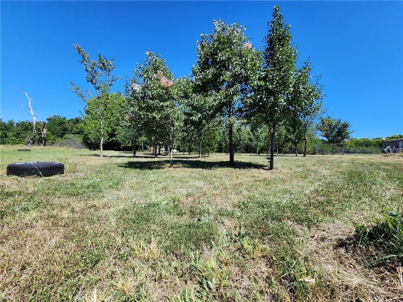 26 Ohio Dr, Linn Valley, KS 66040