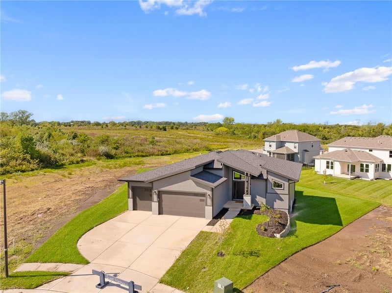 8978 Shady Bend Rd, Lenexa, KS 66227