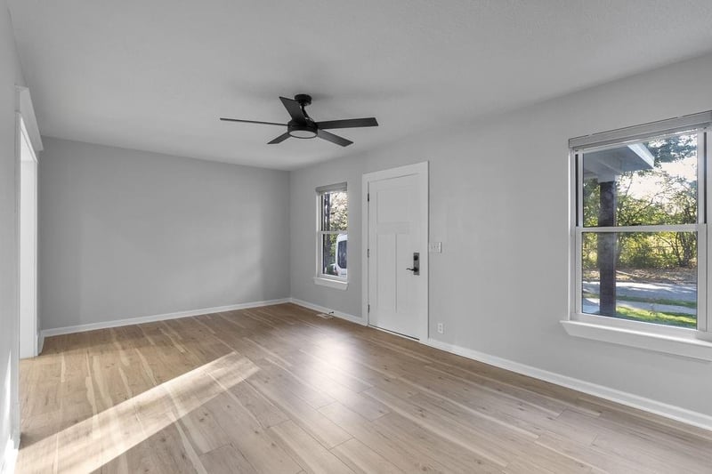 423 Marsh Ave, Kansas City, MO 64125