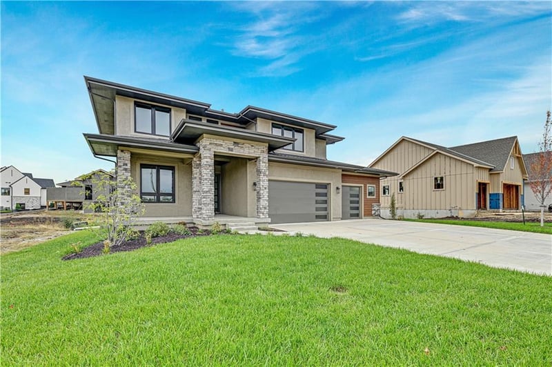 17316 Earnshaw St, Overland Park, KS 66221