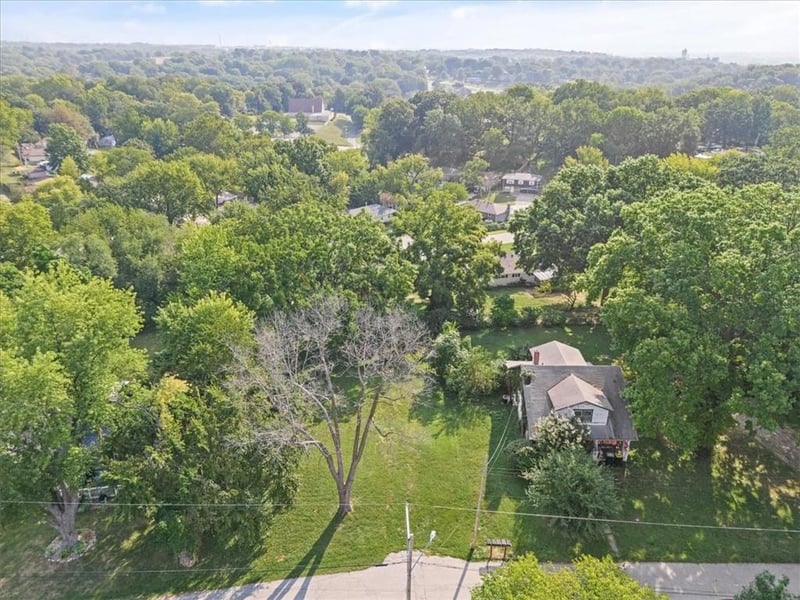3741 N Bales Ave, Kansas City, MO 64117
