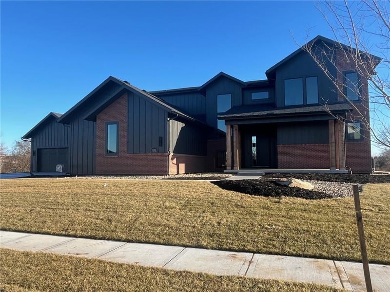 12205 W 171st St, Overland Park, KS 66221