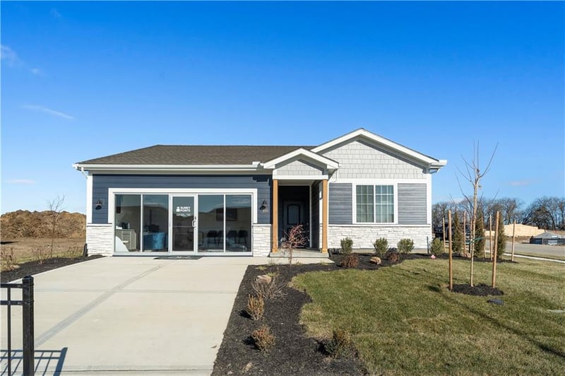 3000 96th St, Kansas City, MO 64154