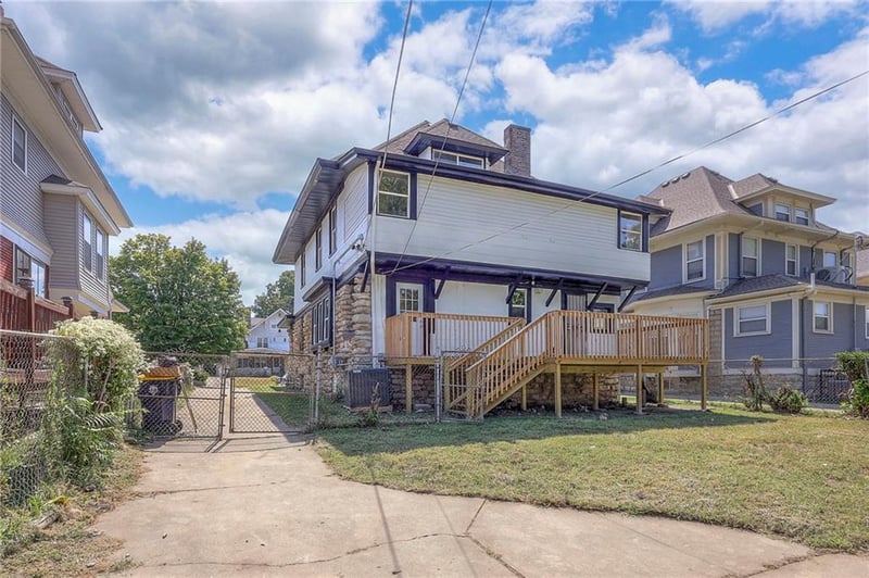 2620 Victor St, Kansas City, MO 64128
