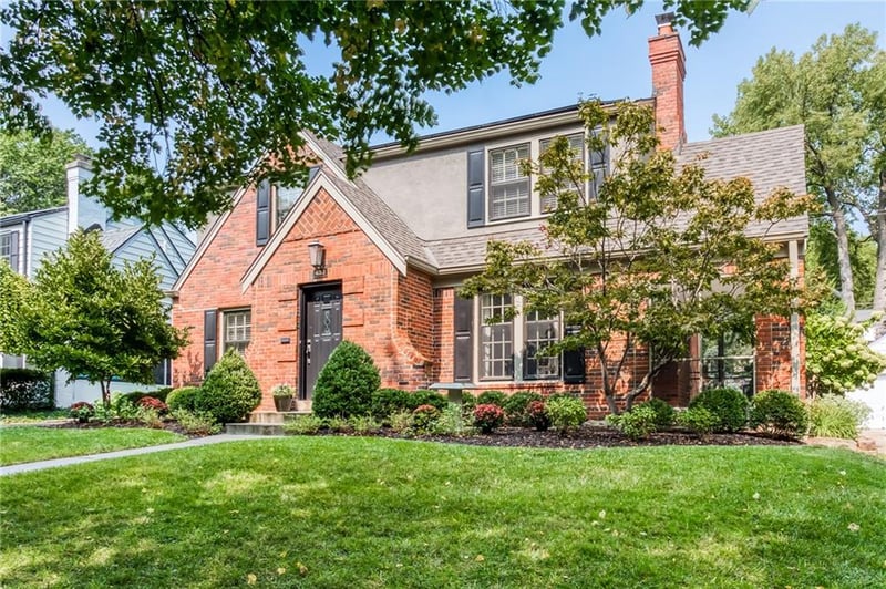 432 E 66 St, Kansas City, MO 64131