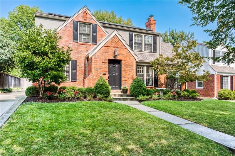 432 E 66 St, Kansas City, MO 64131