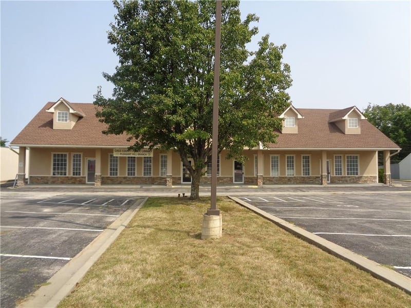 1108 N 7 Hw, Pleasant Hill, MO 64080