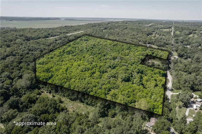 3402 2nd St, St Joseph, MO 64505