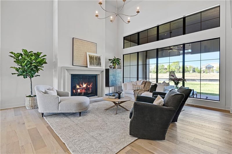 17008 Parkhill St, Overland Park, KS 66221