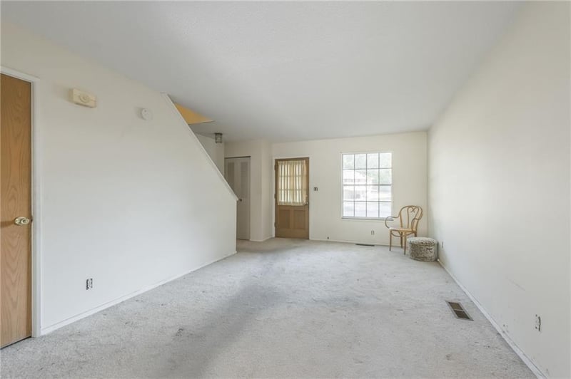 8025 E 88th St, Kansas City, MO 64138