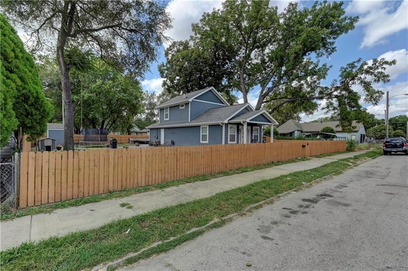 1235 Hasbrook Ave, Kansas City, KS 66105