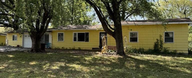 201 N Cypress St, Cherokee, KS 66724