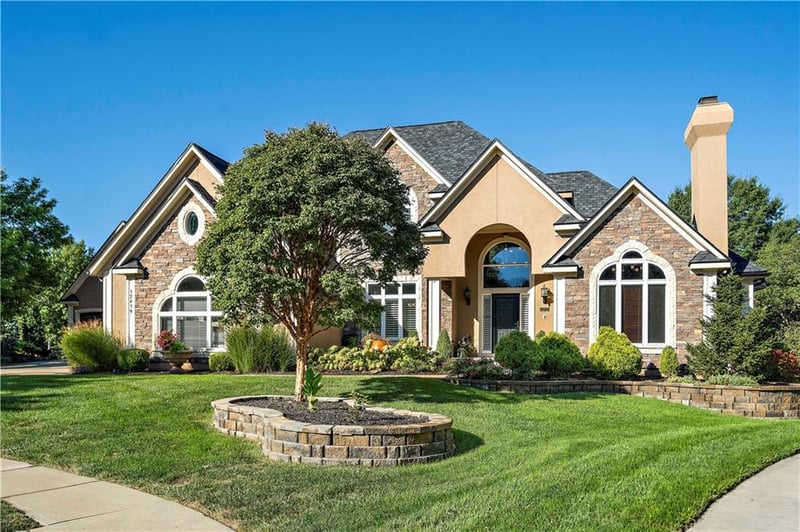 12819 W 131st St, Overland Park, KS 66213