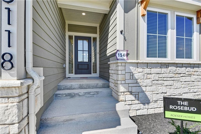 25118 98th Pl, Lenexa, KS 66227
