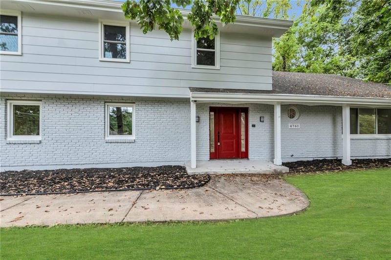 4761 NE Winn Rd, Kansas City, MO 64117