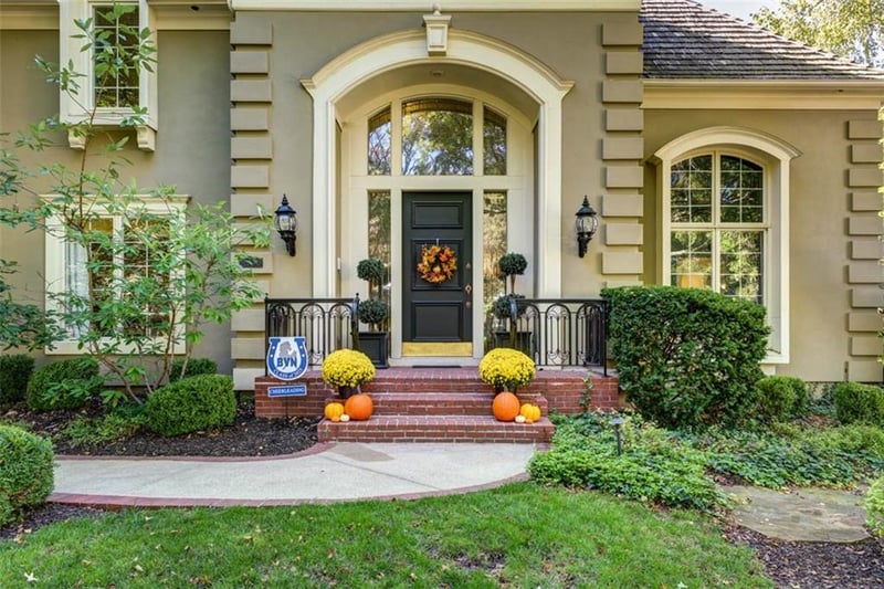 2645 W 118th Ter, Leawood, KS 66211
