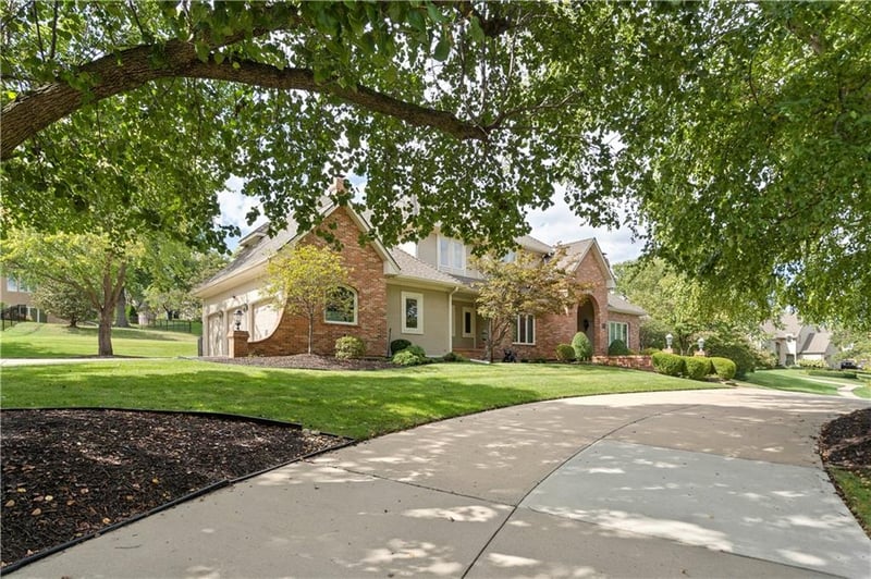 13014 Russell St, Overland Park, KS 66209