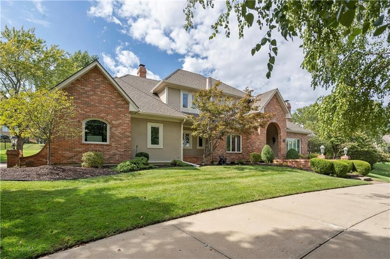 13014 Russell St, Overland Park, KS 66209