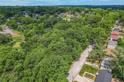 7330 Myrtle Ave, Kansas City, MO 64132