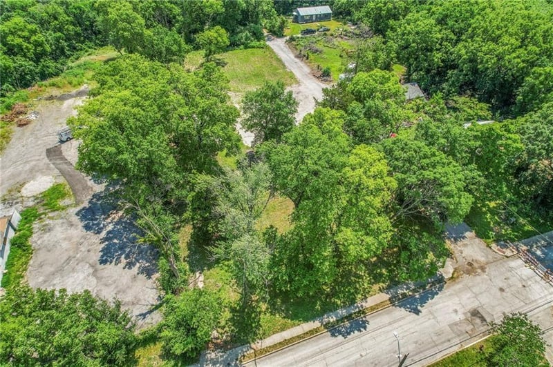 7341 Cleveland Ave, Kansas City, MO 64132