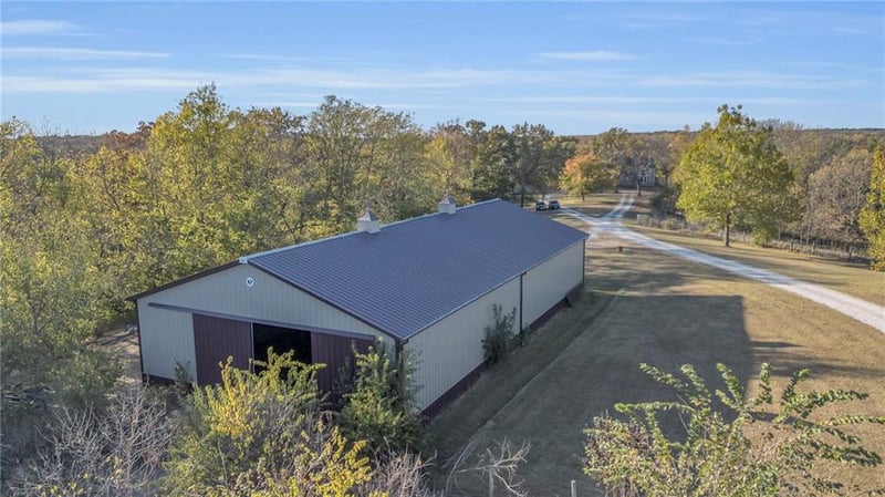 16518 Baxter Rd, Excelsior Springs, MO 64024