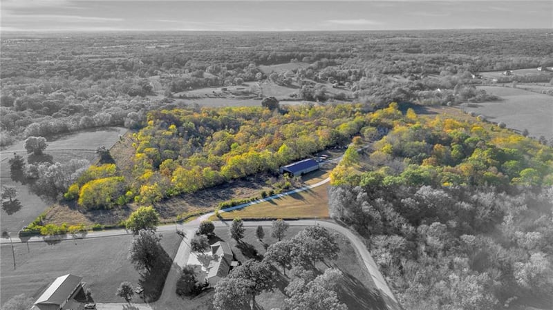16518 Baxter Rd, Excelsior Springs, MO 64024