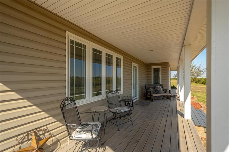 13684 90th St, Oskaloosa, KS 66066