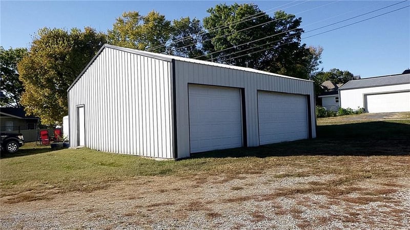 203 Mckenzie St, Barnard, MO 64423