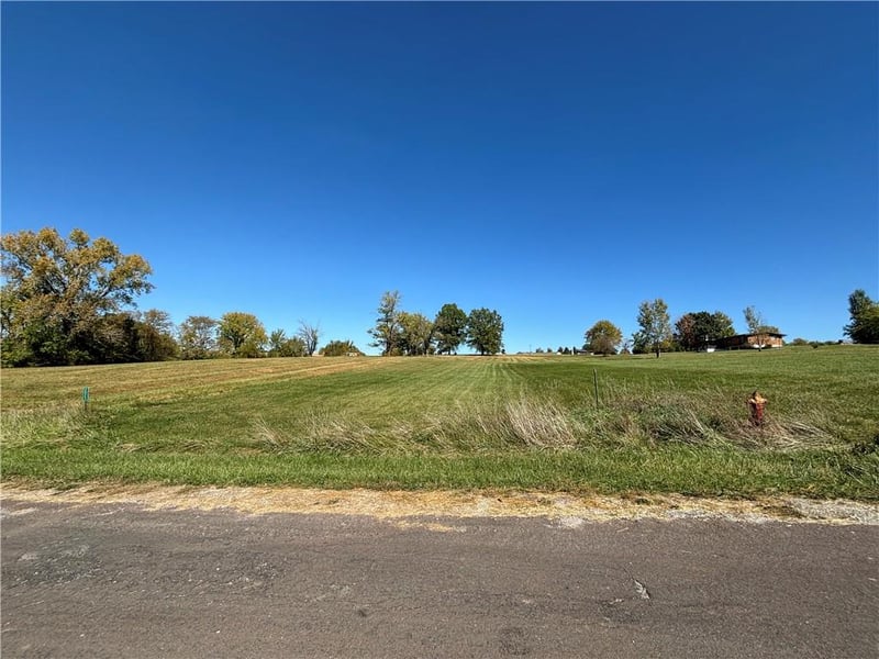 Lot 2023 Admiral Dr, Gallatin, MO 64640