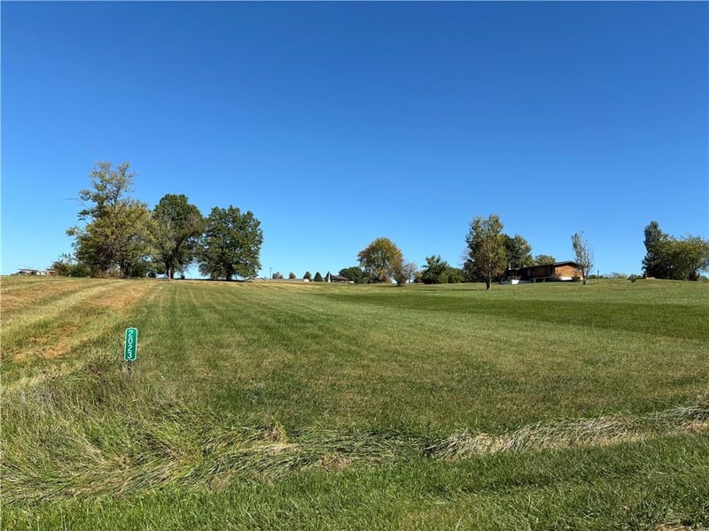 Lot 2023 Admiral Dr, Gallatin, MO 64640