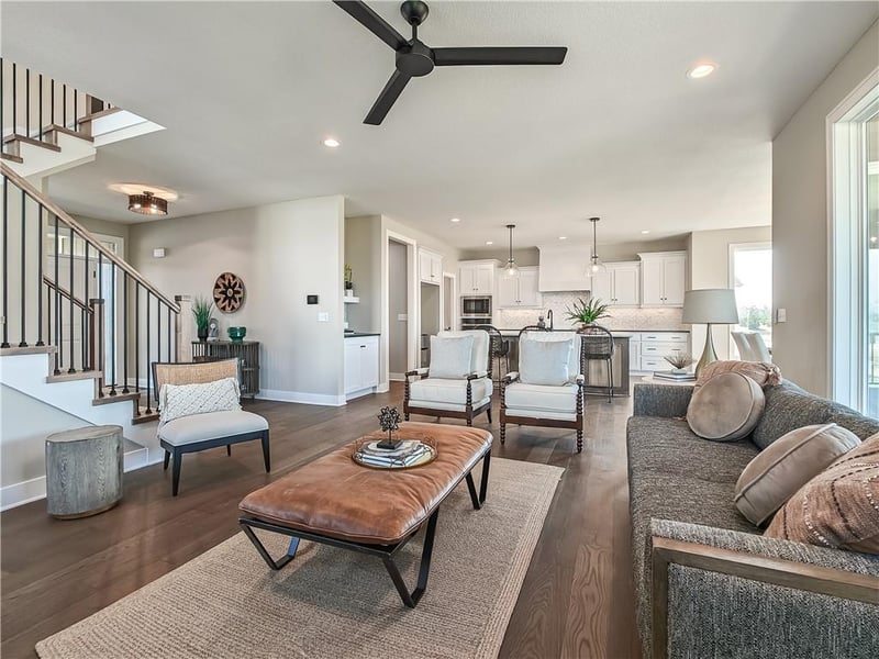 9300 Zarda Dr, Lenexa, KS 66227