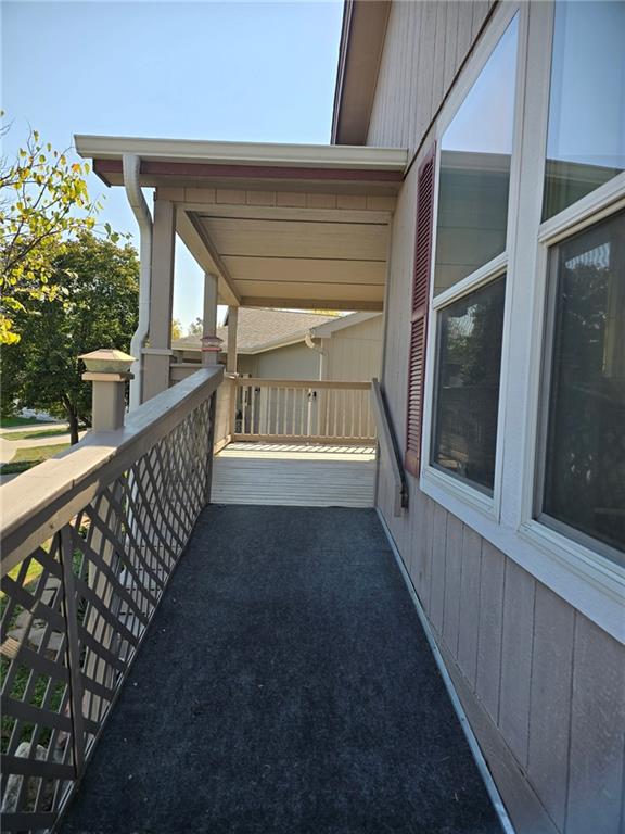 12212 N Atkins Ave, Kansas City, MO 64163