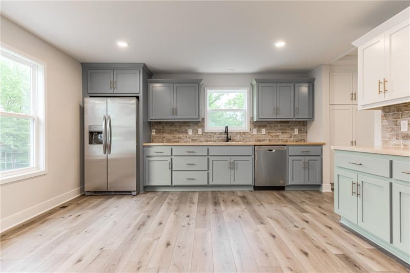 43354337 Spruce Ave, Kansas City, MO 64130