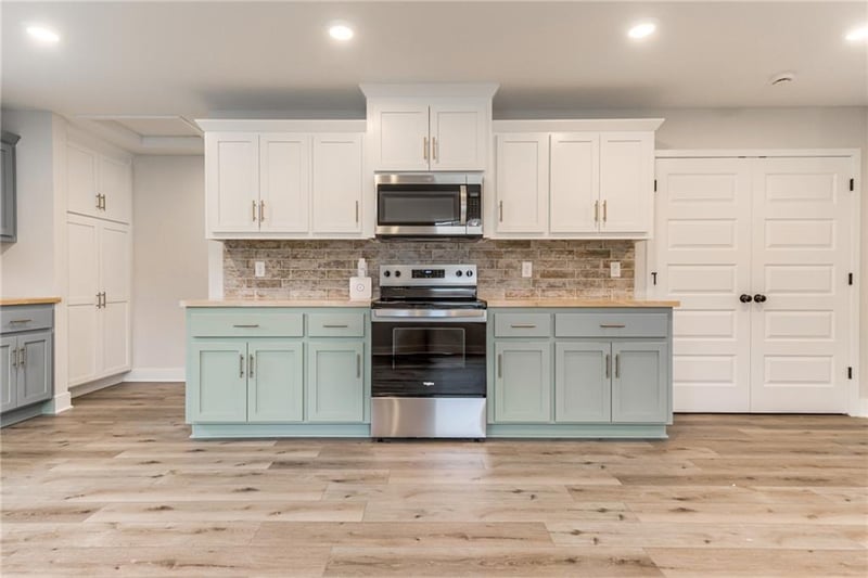 43294331 Spruce Ave, Kansas City, MO 64130