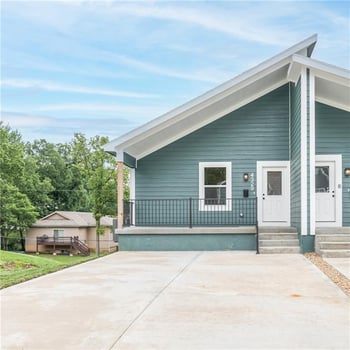 43294331 Spruce Ave, Kansas City, MO 64130