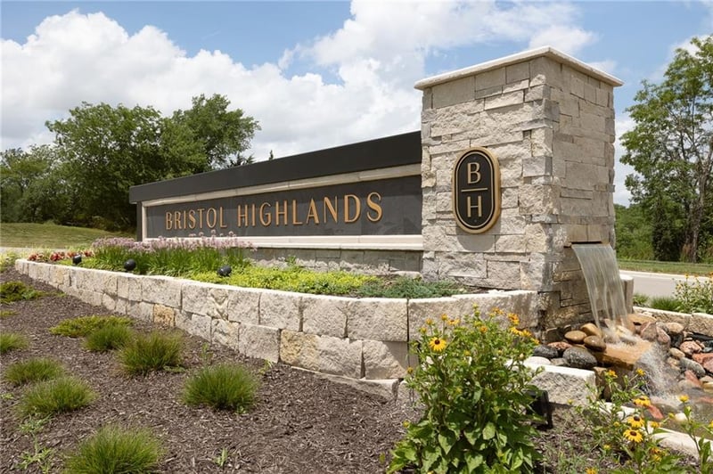 7903 Millridge St, Shawnee, KS 66220