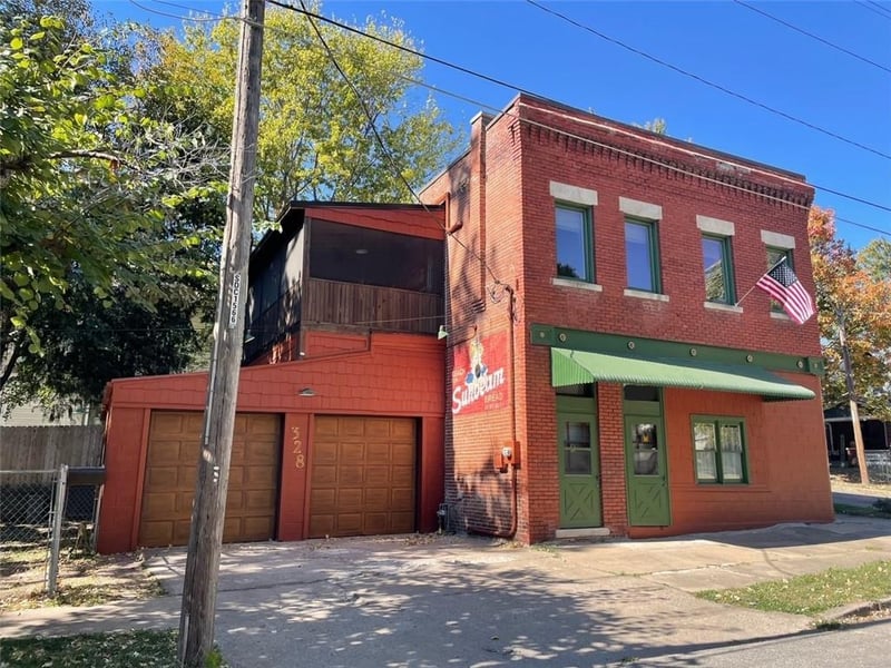 328 Monroe St, Kansas City, MO 64124