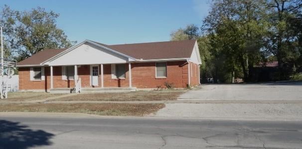 612 Fort Scott St, Butler, MO 64730