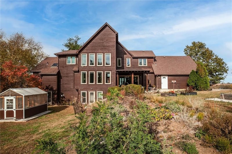 2151 Old Highway 50 Hw, Ottawa, KS 66067