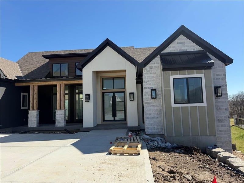 3423 102nd St, Kansas City, MO 64155