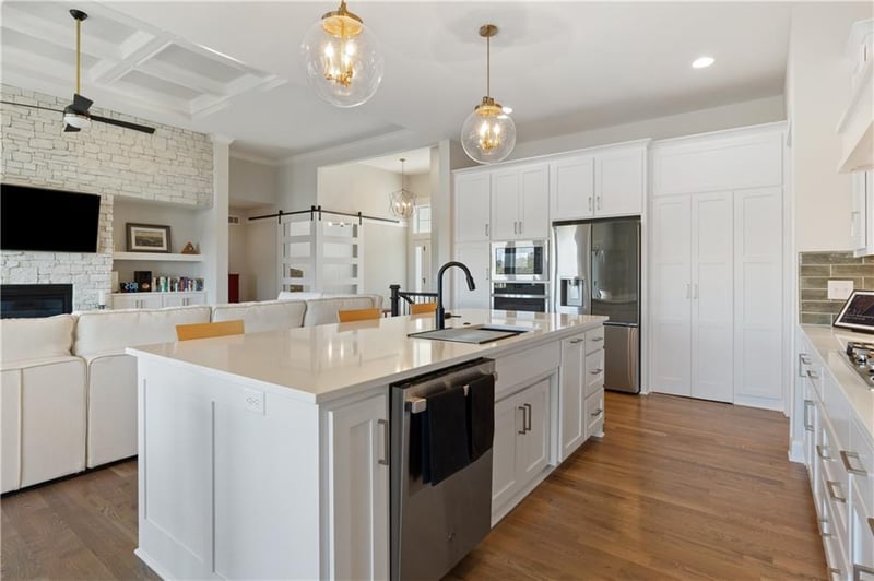 5803 N Lucerne Ave, Kansas City, MO 64151