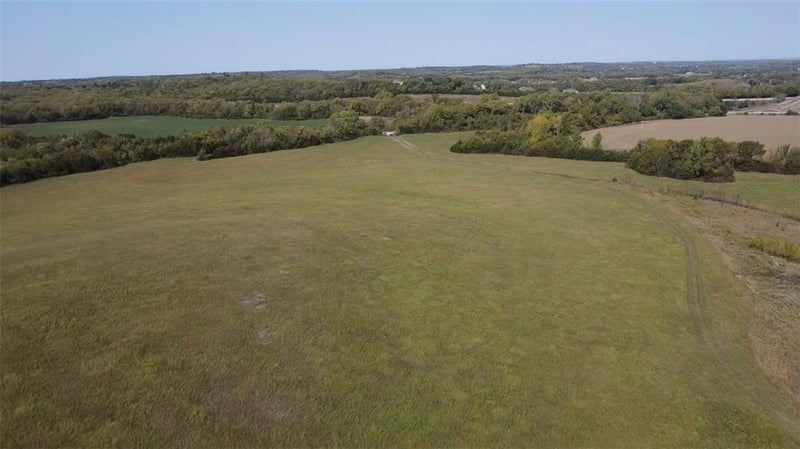 Burlingame Rd, Topeka, KS 66619